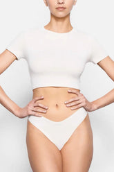 New Vintage Cropped Raglan T-Shirt